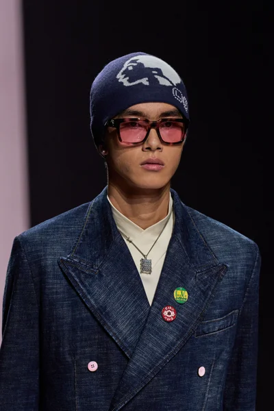 Look 73